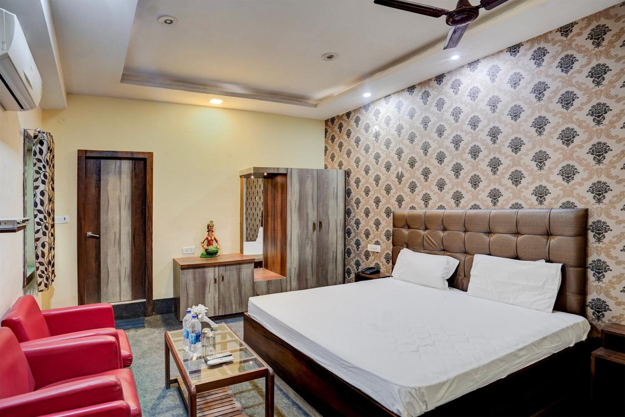 Hotel O Shyam Utsav Mirzāpur Exterior foto